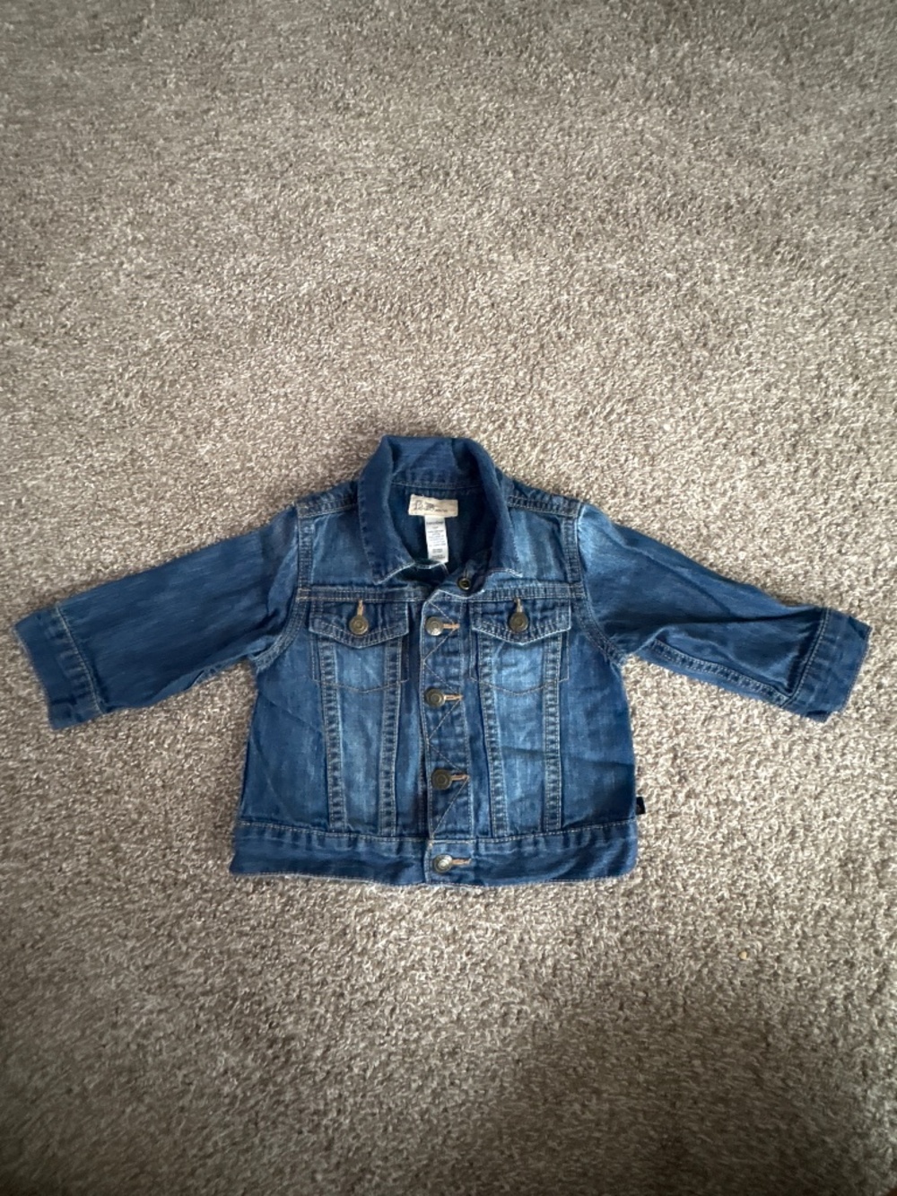 Baby gap jean jacket size 12-18 months 100% cotton